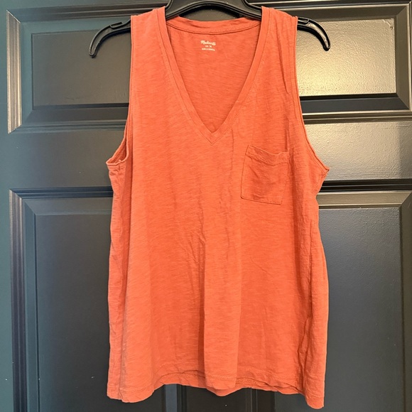 Madewell v neck tissue tank sz M - red clay - Picture 2 of 4